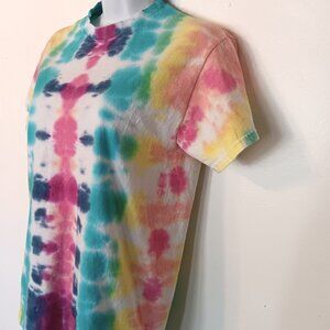 Rainbow Tie Dye T-Shirt Adult Size S Small Pastel Summer Short Sleeved Shirt NWT